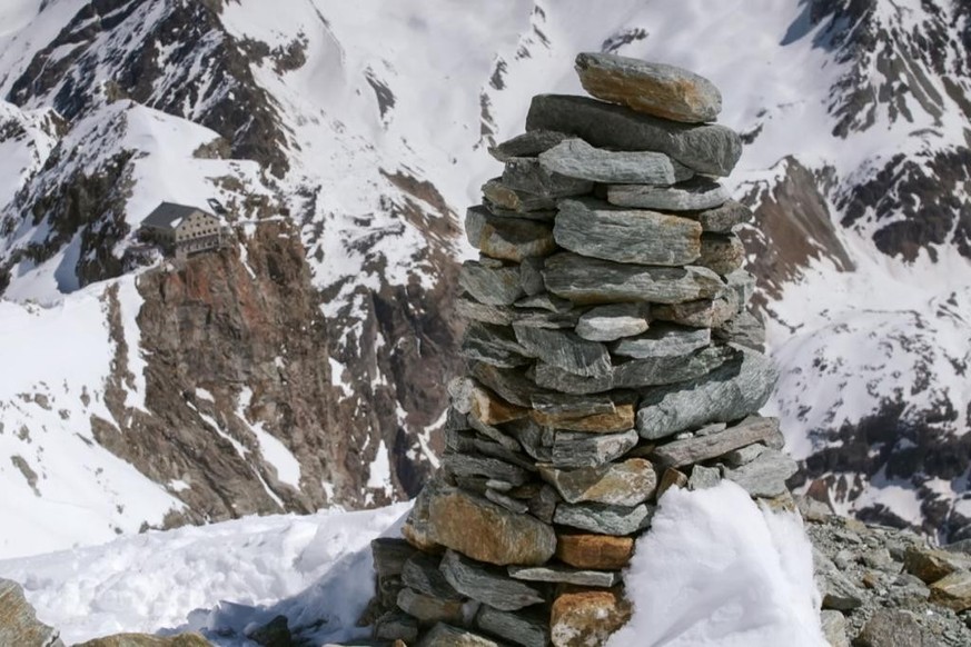 SRF Dok Haute Route Steinmännchen