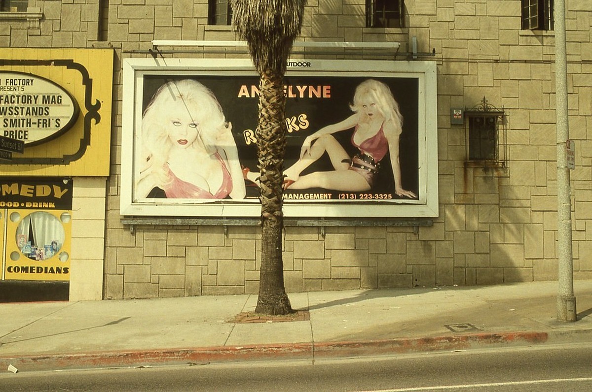 Le premier panneau d'affichage d'Angelyne sur Sunset Boulevard, en 1984.