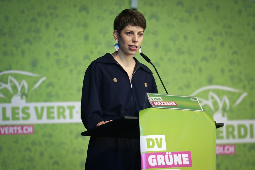 Praesidentin Lisa Mazzone spricht waehrend der Delegiertenversammlung der Gruenen Schweiz, am Samstag, 22. August 2026 in Fribourg. (KEYSTONE/Peter Klaunzer)