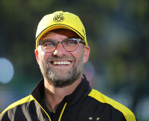 epa04776158 Dortmund&#039;s coach Juergen Klopp smiles prior to the DFB Cup final soccer match Borussia Dortmund vs VfL Wolfsburg in Berlin, Germany, 30 May 2015. 
(EMBARGO聽CONDITIONS聽- ATTENTION: Th ...
