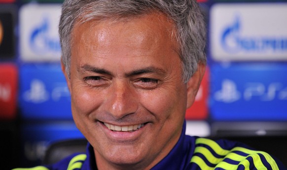 José Mourinho war an der Pressekonferenz vor dem Schalke-Spiel gut gelaunt.
