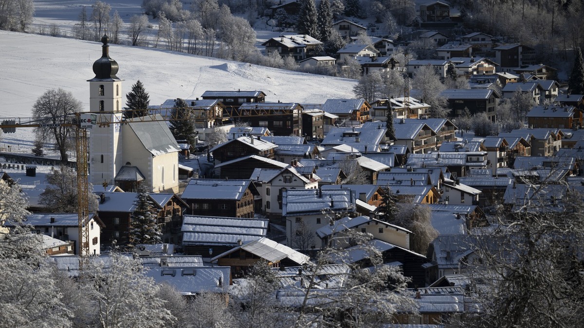 Blick auf das Dorf Flims, am Samstag, 4. Januar 2025, in Flims. (KEYSTONE/Gian Ehrenzeller)