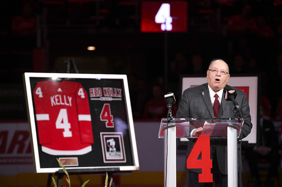 NHL, Eishockey Herren, USA Toronto Maple Leafs at Detroit Red Wings, Feb 1, 2019; Detroit, MI, USA; Detroit Red Wings former coach Scotty Bowman speaks during the Red Kelly jersey retirement ceremony  ...