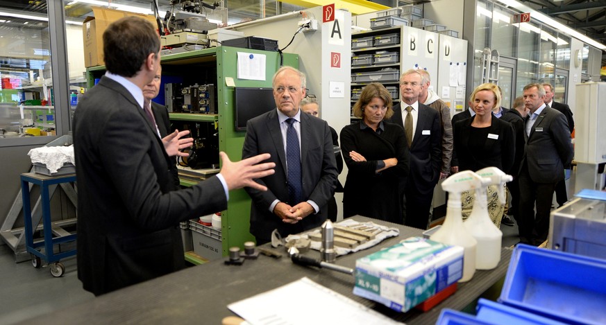 November 2014: Johann Schneider-Ammann besucht die B. Braun Medical in Escholzmatt LU.