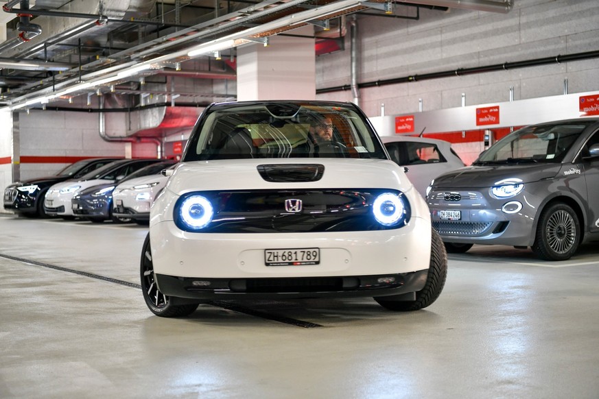 Um Elektroautos für die Stabilisierung der Stromnetze zu nutzen, gehen sieben Unternehmen mit dem Projekt V2X Suisse «innovative Wege».