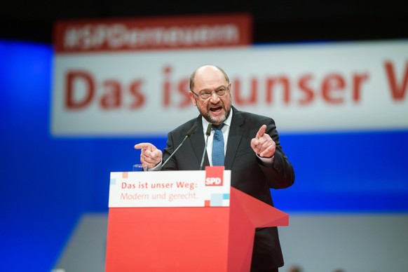 epa06374558 The chairman of the SPD Martin Schulz speaks during the party convention of the German Social Democratic Party (SPD), in Berlin, Germany, 07 December 2017. During the three-day event deleg ...
