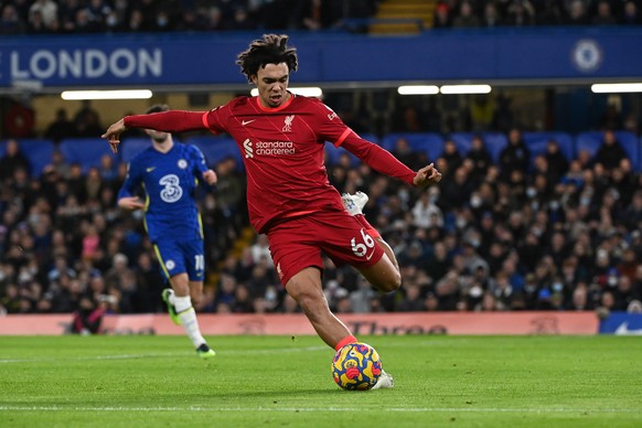 epa09663718 Trent Alexander-Arnold of Liverpool in action during the English Premier League soccer match between Chelsea FC and Liverpool FC in London, Britain, 02 January 2022. EPA/VICKIE FLORES EDIT ...