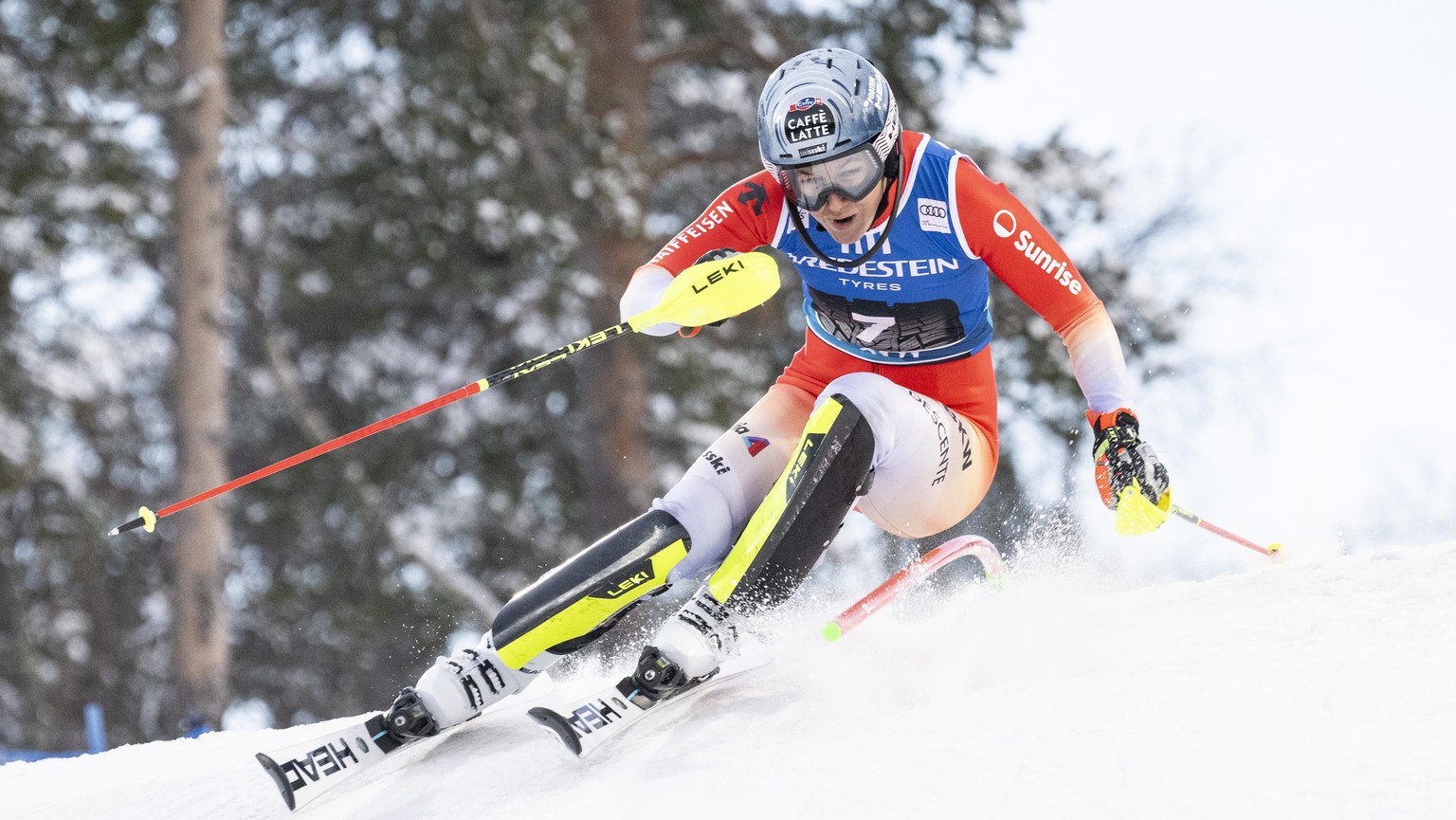 epa12527295 Wendy Holdener of Switzerland in action during the first run of the Women&#039;s Slalom race at the FIS Alpine Ski World Cup, in Levi, Finland, 15 November 2025. EPA/KIMMO BRANDT