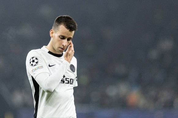 UEFA Champions League: FC Shakhtar Donetsk - BSC Young Boys 06.11.2024 Sandro Lauper BSC Young Boys, 30 UEFA Champions League: FC Shakhtar Donetsk - BSC Young Boys Arena AufSchalke, Gelsenkirchen 06.1 ...