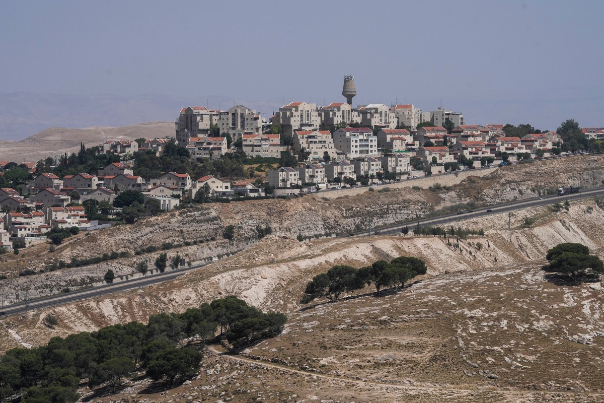 FILE - A view of Israeli settlement of Maale Adumim, in the West Bank, Sunday, June 18, 2023. (AP Photo/Mahmoud Illean, File)
Mideast Wars
