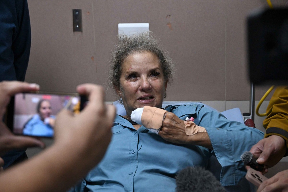 Heidi Levine témoigne ici depuis son lit d'hôpital à Ramallah, après son agression par des colons israéliens.