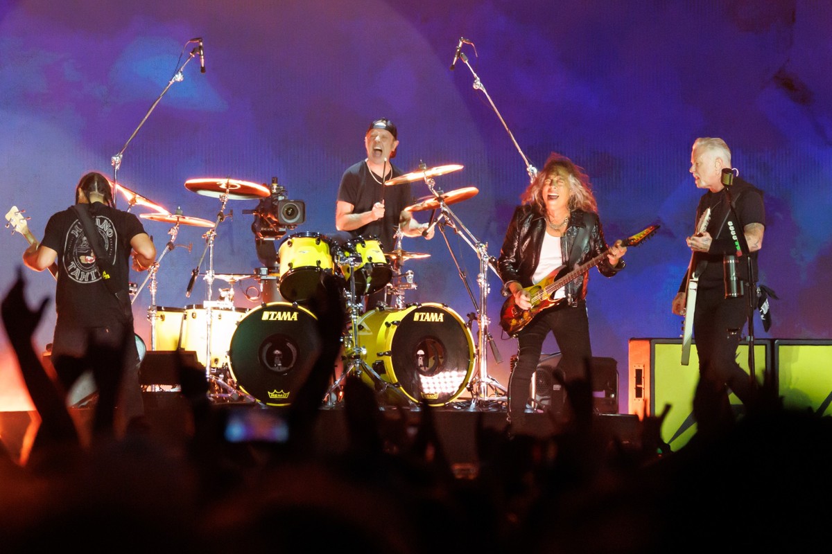 AUCKLAND, NEW ZEALAND - NOVEMBER 19: Robert Trujillo, Lars Ulrich, Kirk Hammett and James Hetfield of Metallica perform at Eden Park on November 19, 2025 in Auckland, New Zealand. (Photo by Dave Simps ...