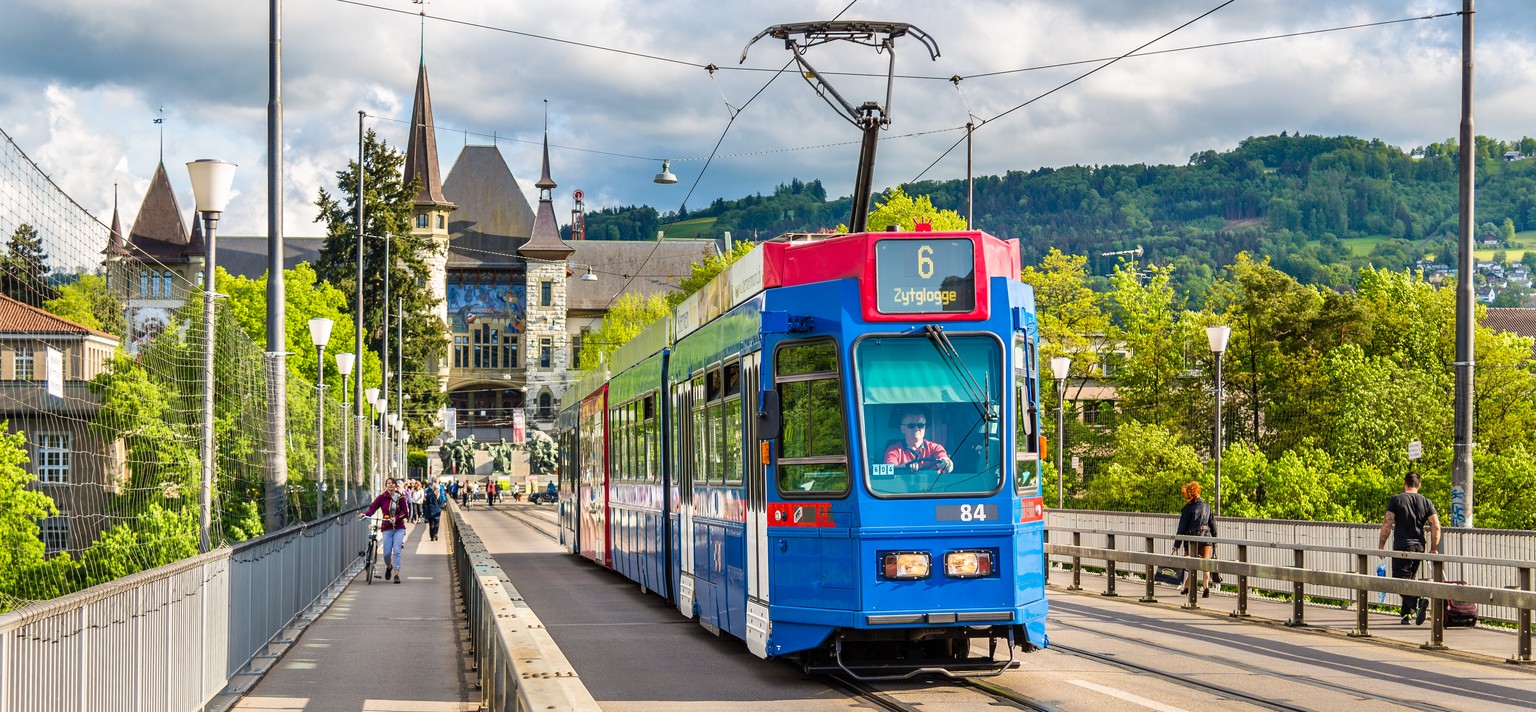 Wenn man bei unserer Bildagentur «Swiss efficiency» eingibt, kommen fast ausschliesslich Bilder von Trams. Interessant.<br data-editable="remove">