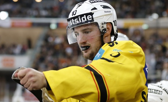 Tristan Schwerey muss im ersten Finalspiel gegen Lugano zuschauen.