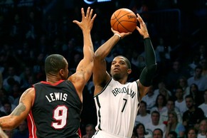 Joe Johnson bringt die Brooklyn Nets mit 19 Punkten zurück auf Kurs.