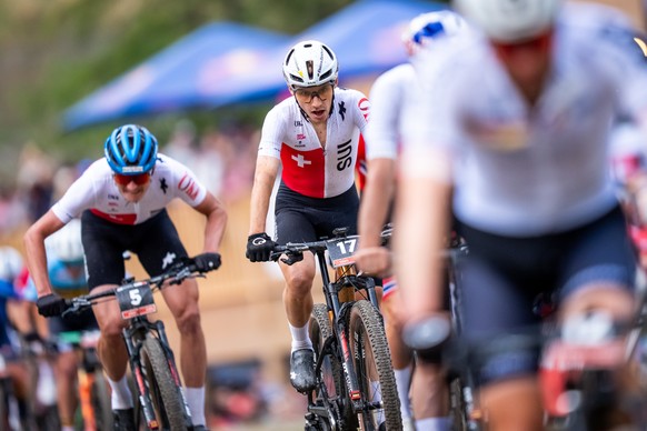 Lucas Schaetti of Switzerland, cross the finish line of the UCI MTB Men Elite Short Track, XCC, Mountain Bike World Championship, on Tuesday, September 9, 2025, in Zermatt, Switzerland.(KEYSTONE/Maxim ...