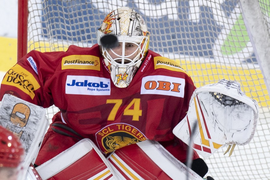 Tigers Goalie Ivars Punnenovs beim Meisterschaftsspiel der National League, zwischen den SCL Tigers und den Rapperswil-Jona Lakers, am Dienstag 20. Oktober 2020, im Ilfisstadion in Langnau. (KEYSTONE/ ...