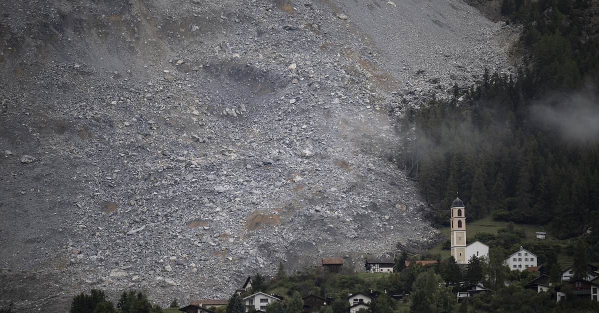 Gesteinsmassen-ob-Brienz-GR-werden-immer-schneller