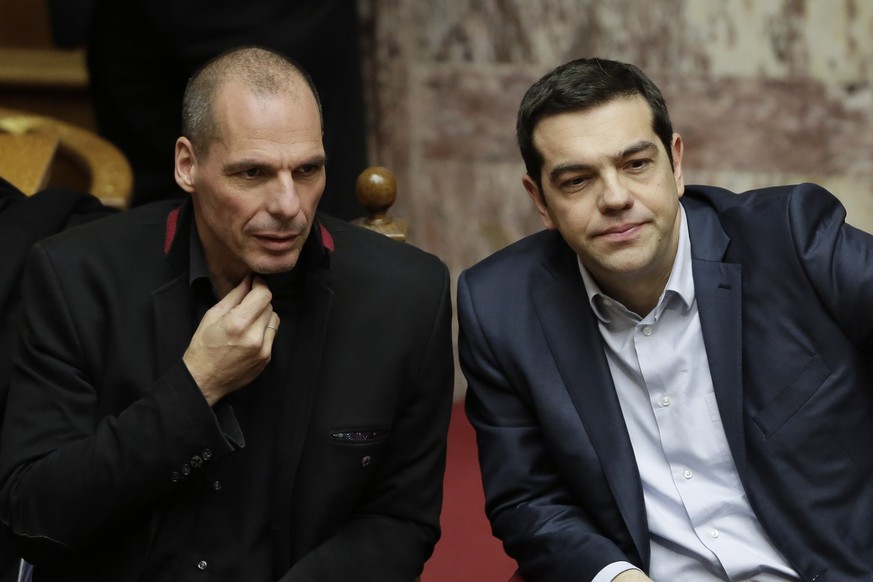 Wie fest hält Tsipras noch zu Varoufakis?