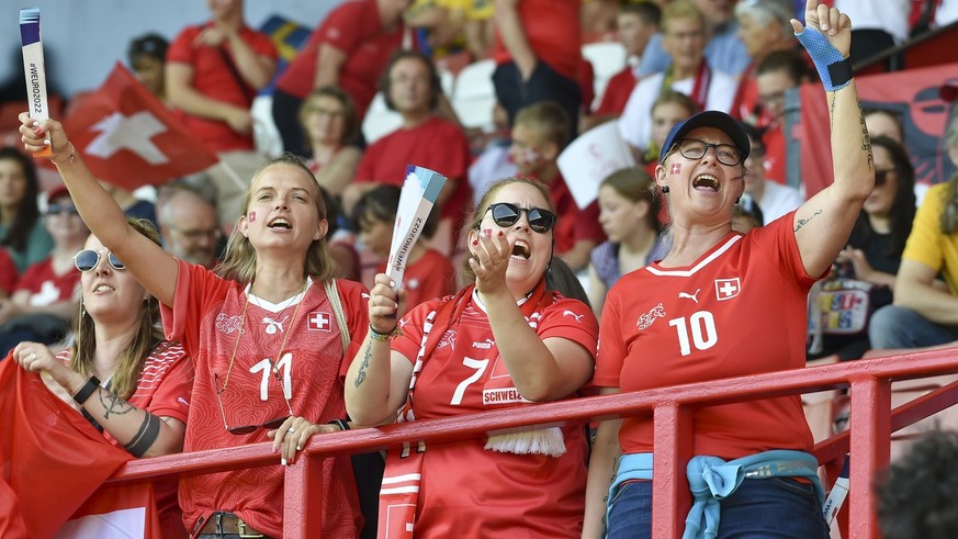 Swiss supporters cheer prior to the start the Women Euro 2022 group C soccer match between Sweden and Switzerland at Bramall Lane stadium in Sheffield, England, Wednesday, July 13, 2022. (AP Photo/Rui ...