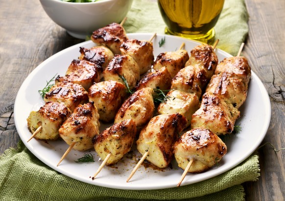 chicken skewers kebab spiessli essen food poulet huhn hähnchen