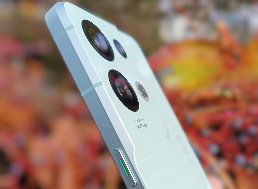 Das neue Oppo-Phone hat Kanten und das Design polarisiert.