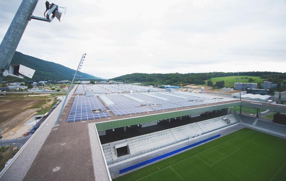 UNDATIERTES HANDOUT - PV-Anlage Tissot Arena. Electrosuisse zertifiziert eine weitere Photovoltaikanlage mit dem Swiss-PV-Label nach dem Zertifizierungsverfahren &quot;SWISS CERTIFIED&quot;.
Installat ...