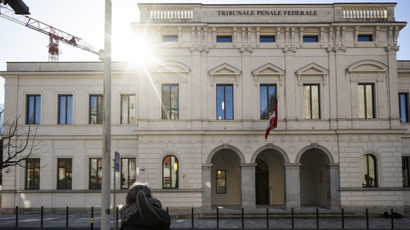 Das Bundesstrafgericht in Bellinzona, aufgenommen am Donnerstag, 6. Februar 2025. Heute wird die Urteilseroeffnung im Fall der Ermordung eines Genfer Diplomaten im Jahr 1995 erwartet. Das Opfer wurde  ...