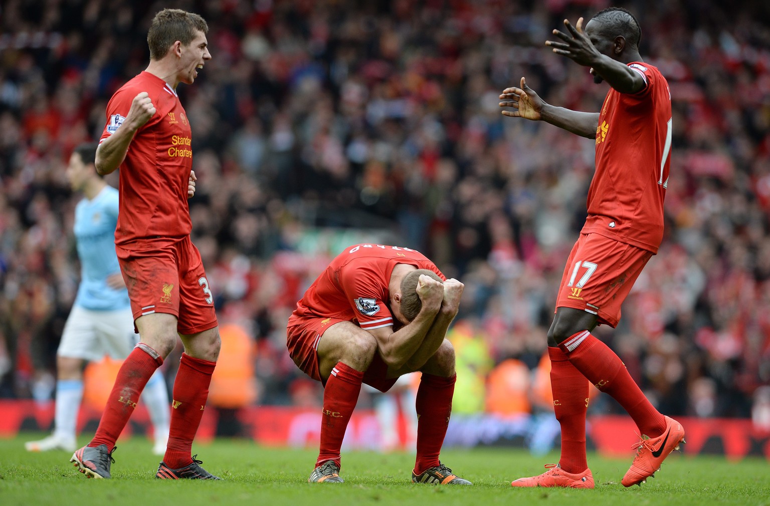Vier Siege trennen Liverpool vom ersten Titel seit 1990.