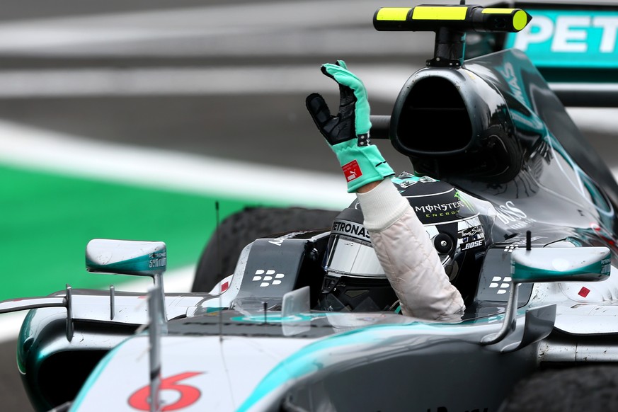 Nico Rosberg verteidigt den Vorjahressieg beim GP von Brasilien souverän.
