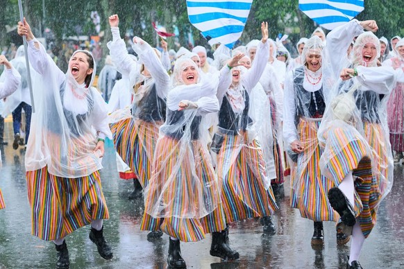 Der kollektive Rausch treibt schöne Blüten.