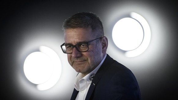 CEO Marc Luethi, spricht mit Journalisten nach einer Vorsaison-Medienkonferenz des SC Bern, am Montag, 31. August 2020 in der Postfinance Arena, in Bern. (KEYSTONE/Anthony Anex)