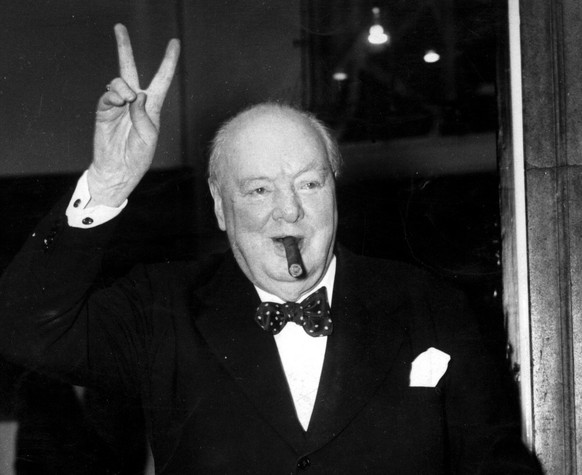 ZUM 50. TODESTAG DES BRITISCHEN POLITIKERS WINSTON CHURCHILL AM SAMSTAG, 24. JANUAR 2015, STELLEN WIR IHNEN FOLGENDES BILDMATERIAL ZUR VERFUEGUNG – A September 1954 portrait photo of former British Pr ...