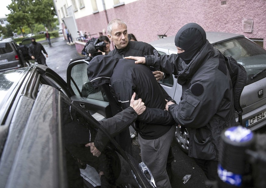 Anfangs Mai nahm die französische Polizei mehrere Männer fest, die im Verdacht waren, für den Dschihad tätig zu sein.