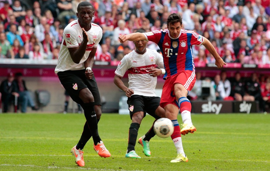 Das Spiel gegen Stuttgart ist ein Krampf, doch kurz vor dem Schlusspfiff erzielt Claudio Pizarro doch noch das 1:0, welches der Meisterfeier den würdigen Rahmen gibt.