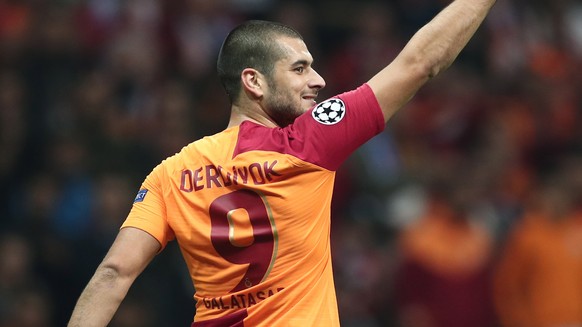 epa07117285 Galatasaray&#039;s Eren Derdiyok reacts during the UEFA Champions League Group D soccer match between Galatasaray Istanbul and FC Schalke 04 in Istanbul, Turkey, 24 October 2018. EPA/SEDAT ...