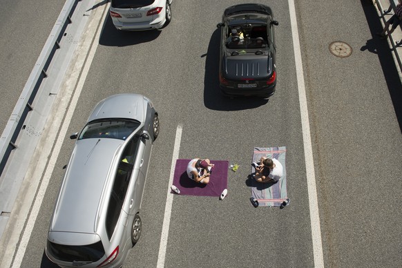 Stau vor dem Gotthard am 10. Juli: Wenigstens kann man hier kurz Sünnelen gehen.&nbsp;