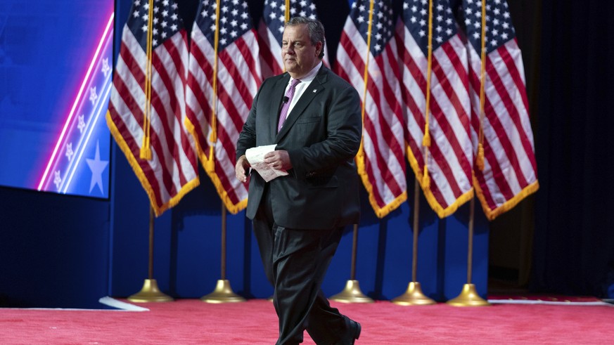 Chris Christie Reveals Explosive Details About Trump Calling British Media Regulator Hate Column Against Meghan As Sexist