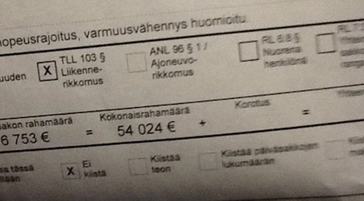 Der finnische Multimillionär Raima Kuisla musste 54'000 Euro Busse bezahlen, weil er zu schnell unterwegs war.