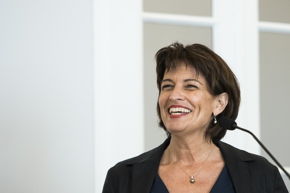 La presidente de la Confederation Doris Leuthard parle lors de la &quot;Journee des employeurs&quot; sur le theme &quot;Nouveaux univers de travail, revolution ou evolution&quot; ce jeudi 22 juin 2017 ...