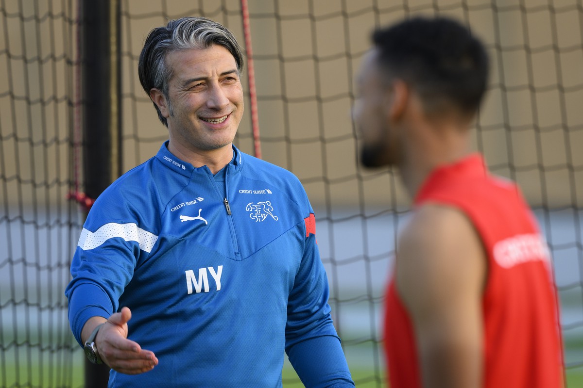 Le sélectionneur suisse Murat Yakin et son staff devront faire attention à la différence de condition physique de ses joueurs, avant et après le Mondial.