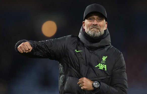 epa11044942 Juergen Klopp, manager of Liverpool, reacts after the English Premier League soccer match between Burnley FC and Liverpool FC, in Burnley, Britain, 26 December 2023. EPA/PETER POWELL EDITO ...
