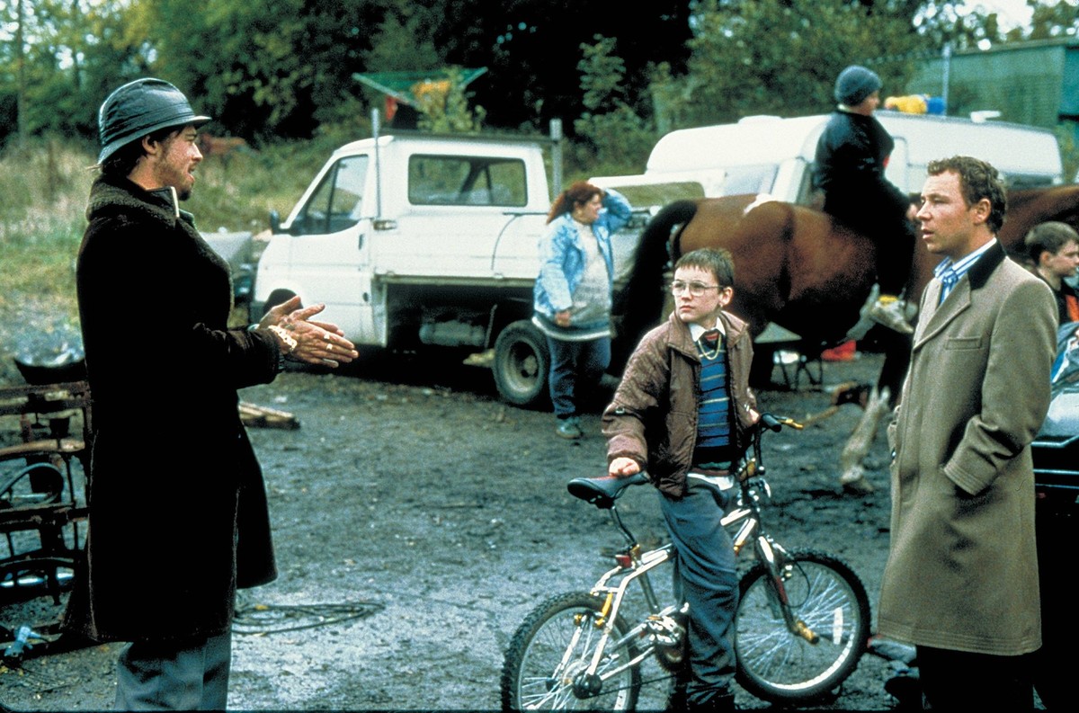Bildnummer: 55132340 Datum: 19.01.2001 Copyright: imago/EntertainmentPictures
2001 - Snatch - Movie Set PICTURED: BRAD PITT as Mickey O Neil and STEPHEN GRAHAM as Tommy. RELEASE DATE: 19 January 2001 ...