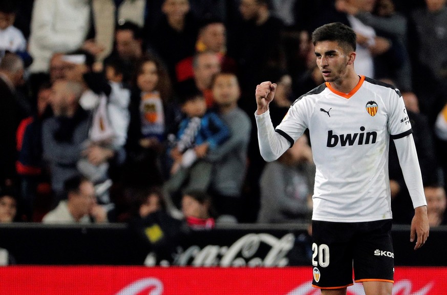 epa08036226 Valencia CF&#039;s midfielder Ferran Torres celebrates after scoring a goal against Villareal CF during their Spanish LaLiga Primer Division soccer match played at Mestalla stadium in Vale ...