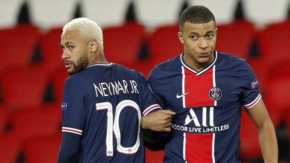 epa08840005 Neymar Jr (L) and Kylian Mbappe of PSG during the UEFA Champions League Group H soccer match between Paris Saint Germain (PSG) and RB Leipzig in Paris, France, 24 November 2020. EPA/YOAN V ...