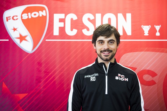 Le nouvel entraineur du FC Sion, Ricardo Dionisio Pereira, pose lors d&#039;une connference de presse a l&#039;occasion de la reprise de l&#039;entrainement le vendredi 3 janvier 2020 a Riddes. (KEYST ...