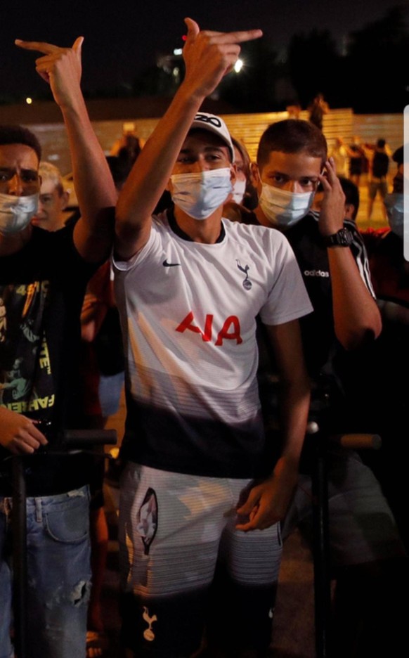 Doch kein Wechsel? Was wirklich hinter den Messi-Plänen stecken könnte
Tottenham Fans auch wütend? Why that?😂