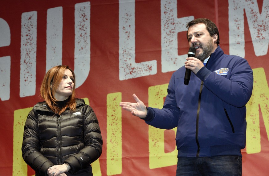 Lega-Chef Matteo Salvini mit Lucia Borgonzoni, der Spitzenkandidatin seiner Partei für die Regionalwahlen in der Emilia-Romagna.