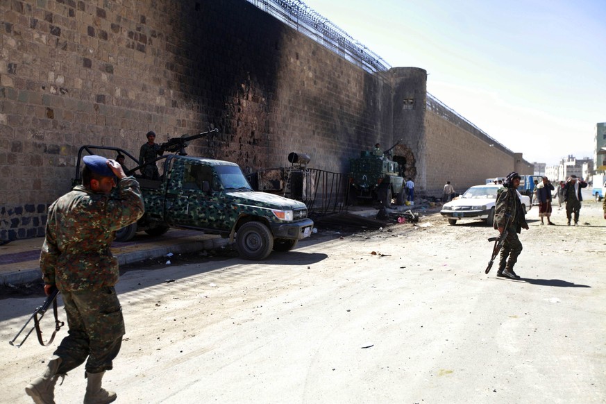 Februar 2014, Zentralgefängnis Sana'a: Bei einem Anschlag starben 10 Sicherheitskräfte.