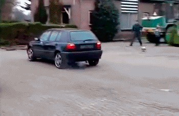 Picdump. Spass. Jetzt.
So haben wir als Kind Milchzähne gezogen

(Symboldschiff)